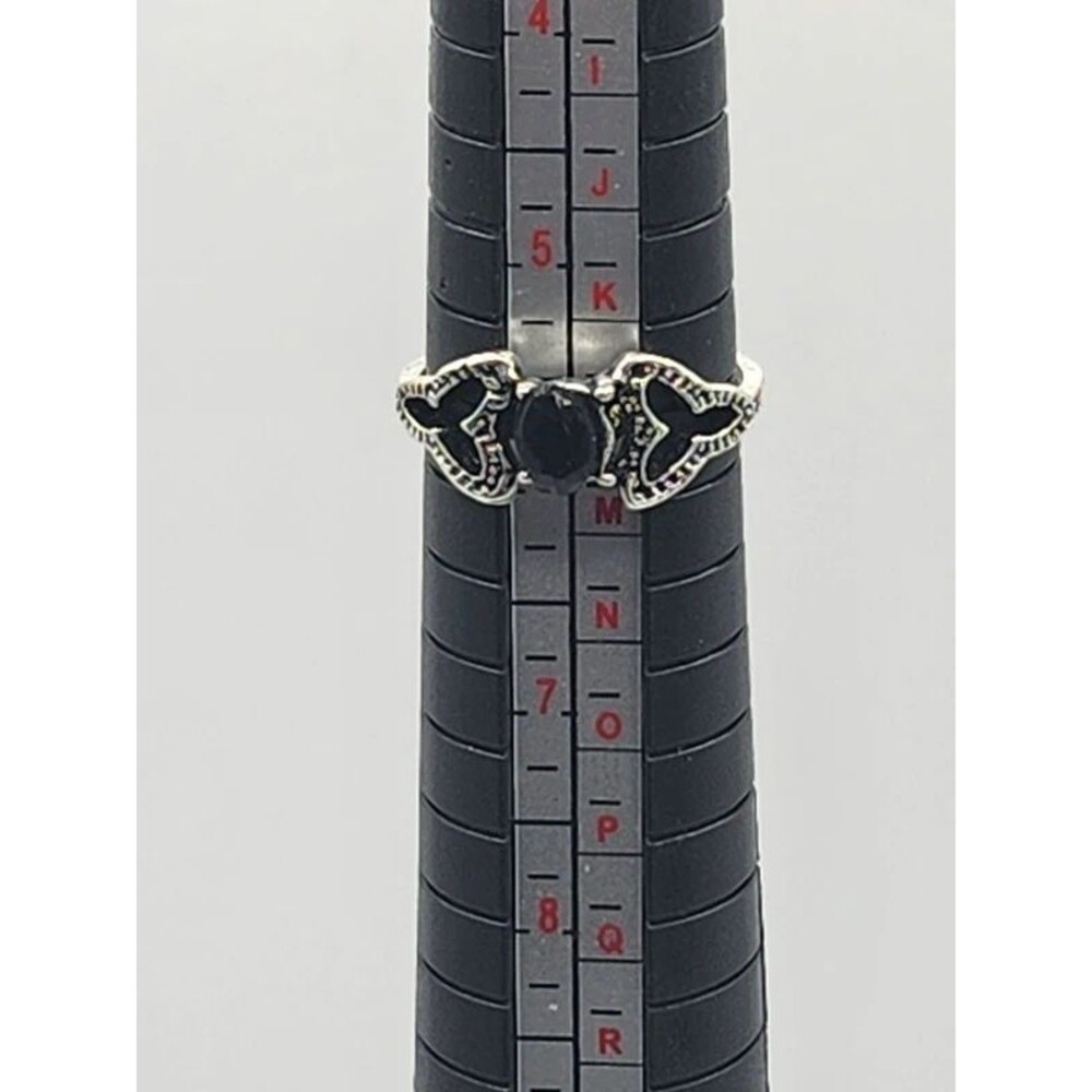 Size 6 silver tone ring